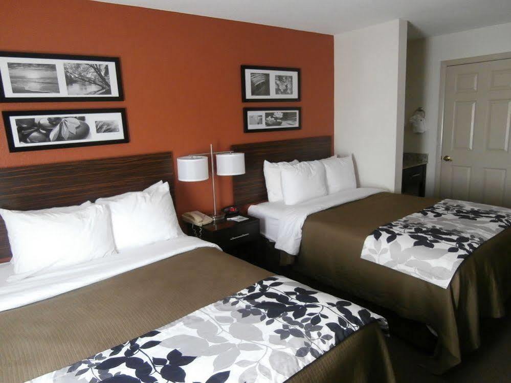 Sleep Inn & Suites Riverfront Ellenton Exterior photo